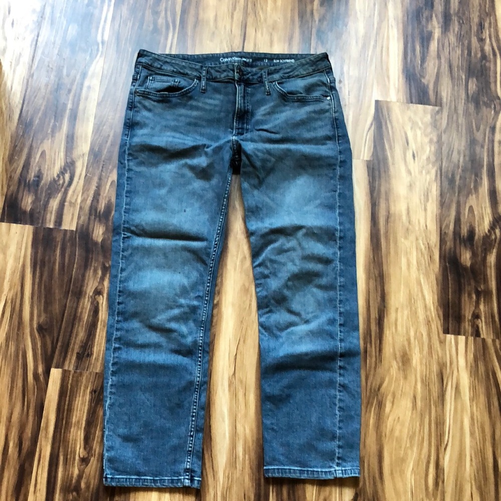 Women’s Calvin Klein size 12 denim jeans